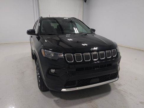 Used 2022 Jeep Compass Limited AWD/4WD image 14