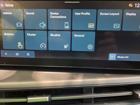 Used 2026 Hyundai Santa Fe SEL FWD image 25