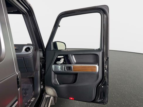 Used 2023 Mercedes-Benz G 550 image 22