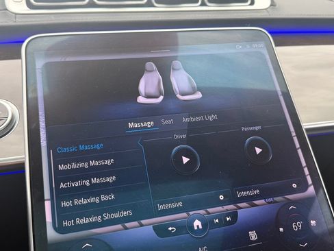 Certified 2023 Mercedes-Benz S 580 4MATIC Sedan image 44