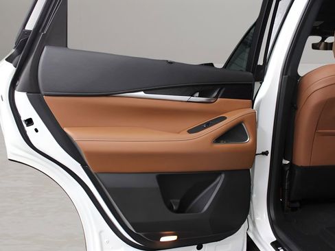 Used 2024 INFINITI QX60 Autograph image 11