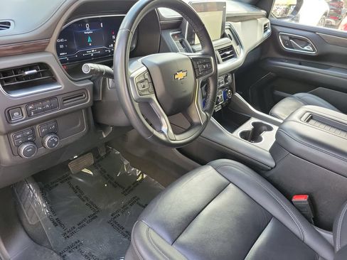Used 2024 Chevrolet Suburban LT AWD/4WD image 28