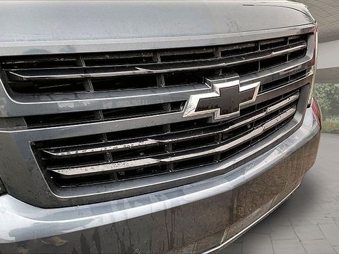 Used 2019 Chevrolet Suburban Premier w/ RST 6.2L Performance Edition RWD image 47