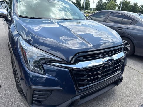 Used 2023 Subaru Ascent Limited w/ Technology Package AWD/4WD image 1