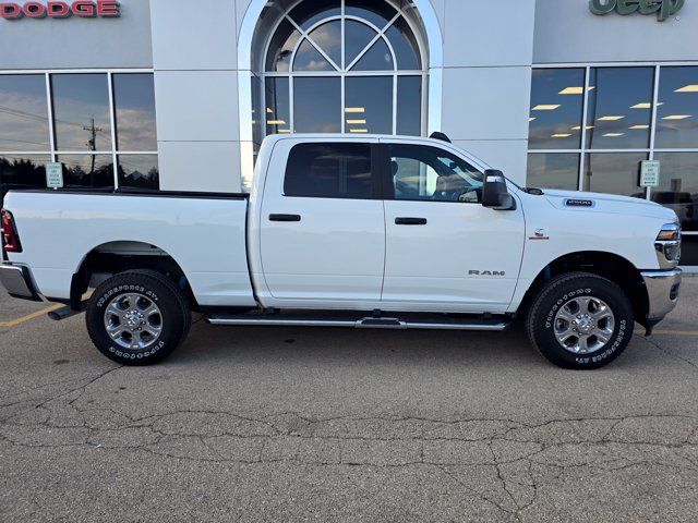 Used 2025 RAM 2500 Big Horn AWD/4WD image 2