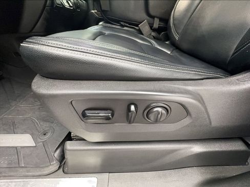 Used 2020 Chevrolet Silverado 1500 LT w/ Texas Edition RWD image 24
