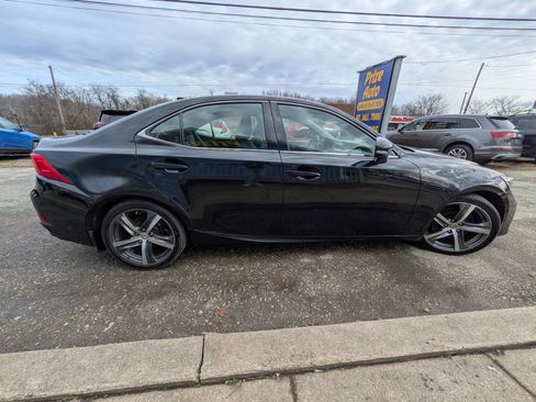 Used 2017 Lexus IS 300 AWD w/ Premium Package image 7