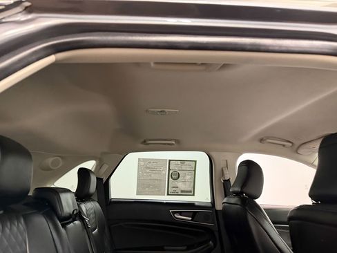 Used 2024 Ford Edge Titanium image 66