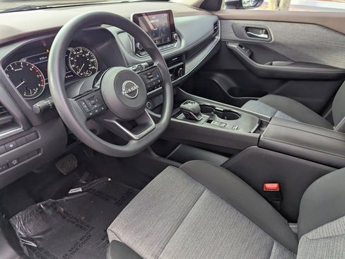 Certified 2023 Nissan Rogue SV image 18