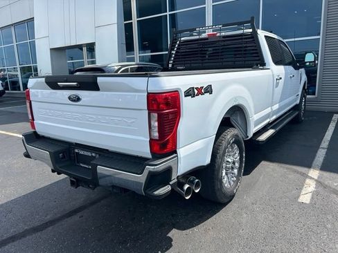 Used 2022 Ford F250 XLT w/ XLT Premium Package AWD/4WD image 2