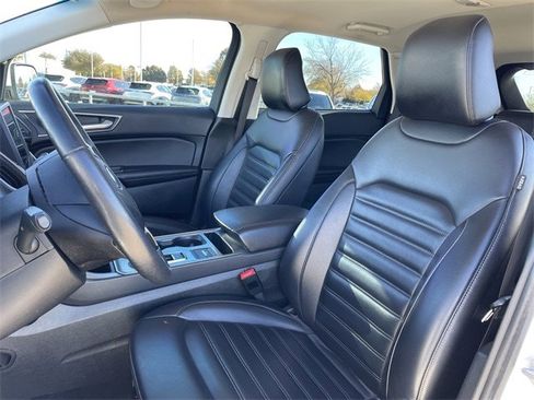 Used 2022 Ford Edge SEL image 26