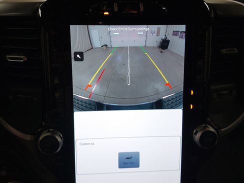 Used 2024 RAM 2500 Big Horn w/ Safety Group image 36