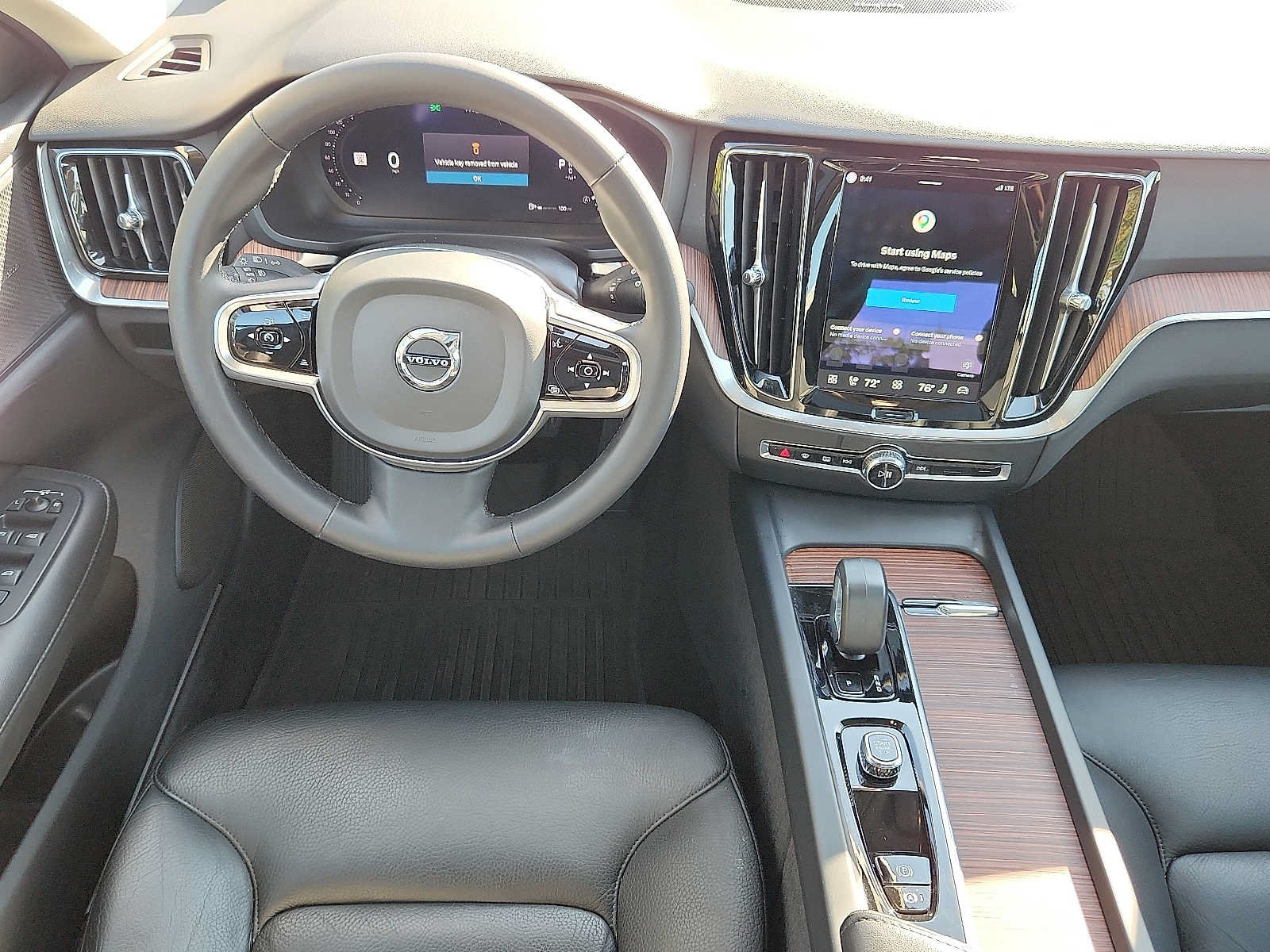 Certified 2024 Volvo S60 B5 Plus w/ Climate Package AWD/4WD image 11