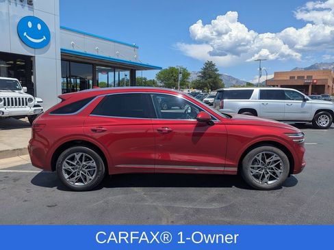 Used 2023 Genesis GV70 2.5T w/ Select Package image 2