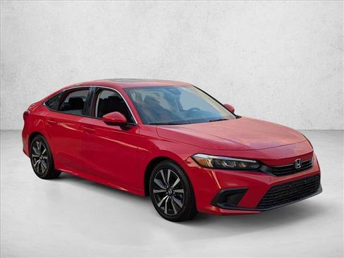 Used 2022 Honda Civic EX image 3