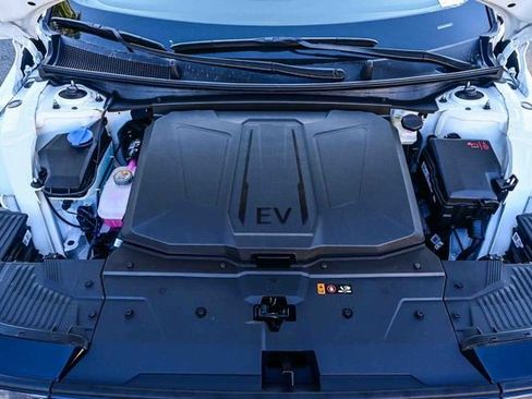 New 2026 Hyundai Ioniq 5 SEL image 29