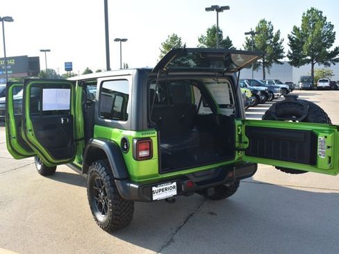 Used 2025 Jeep Wrangler Unlimited Sport AWD/4WD image 16