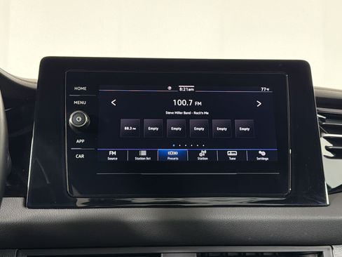 Used 2025 Volkswagen Jetta Sport FWD image 17