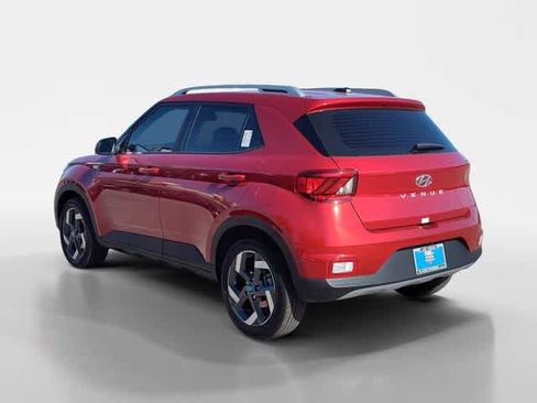 New 2026 Hyundai Venue SEL FWD image 4