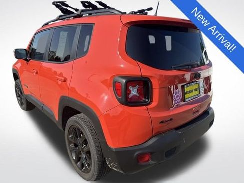 Used 2019 Jeep Renegade Altitude w/ Quick Order Package 2XM AWD/4WD image 5