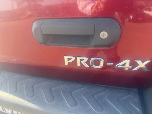 Used 2014 Nissan Xterra PRO-4X w/ Pro-4x Leather Package image 2