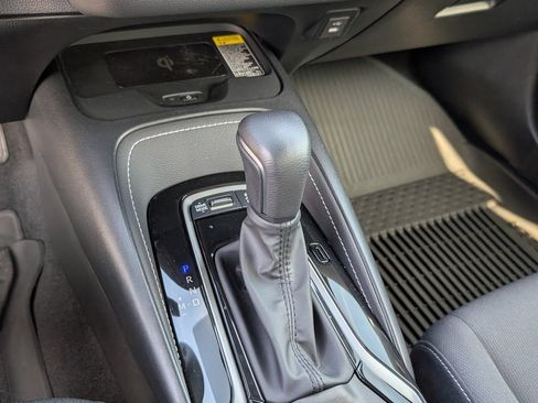 Used 2025 Toyota Corolla SE image 16