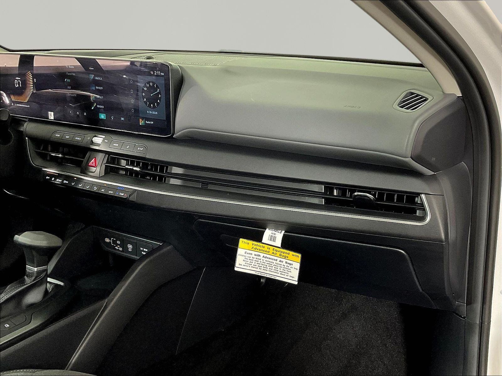 Certified 2025 Kia K4 FWD image 26