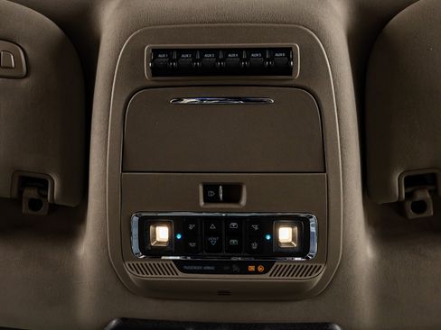 Used 2025 Ford F450 Platinum w/ Platinum Plus Package image 29