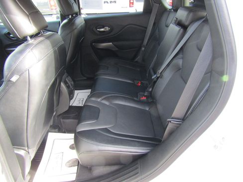 Used 2022 Jeep Cherokee Latitude Lux image 15