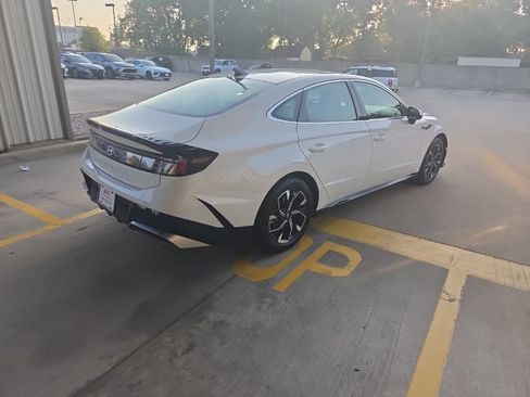 Used 2025 Hyundai Sonata SEL FWD image 7