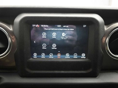 Used 2021 Jeep Wrangler Unlimited Sahara w/ Cold Weather Group image 15