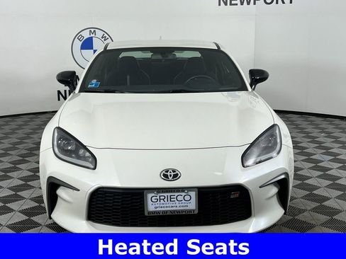 Used 2023 Toyota GR86 Premium image 5