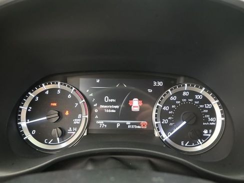 Used 2024 Toyota Highlander XSE image 11