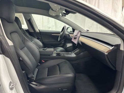 Used 2023 Tesla Model 3 Standard Range image 54