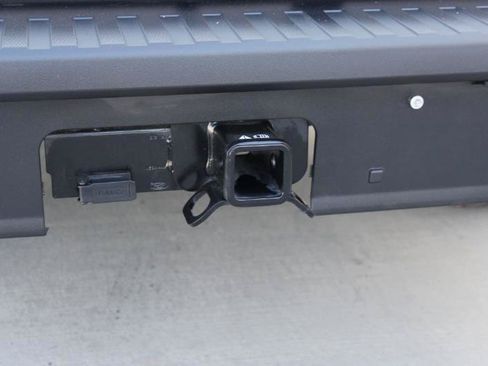 Used 2025 Ford Maverick XLT FWD image 11