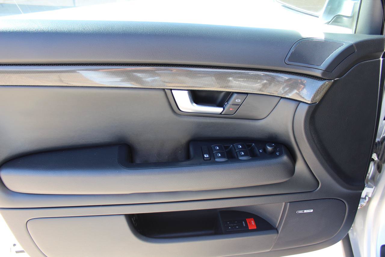 Used 2005 Audi S4 Avant AWD/4WD image 45