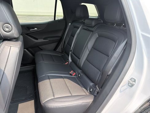 New 2027 Chevrolet Equinox LT w/ Convenience Package II AWD/4WD image 27
