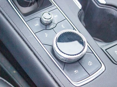 Used 2023 Cadillac XT4 Sport w/ Enhanced Visibility Package image 34