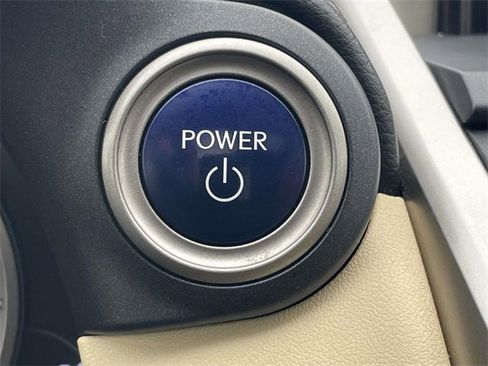 Used 2015 Lexus NX 300h FWD image 34