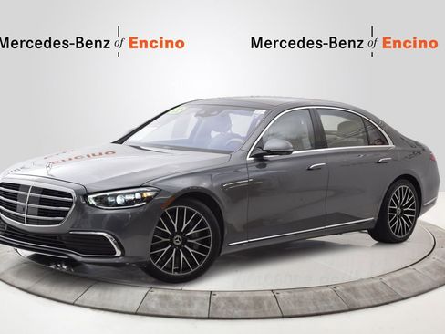 Used 2022 Mercedes-Benz S 500 4MATIC image 1