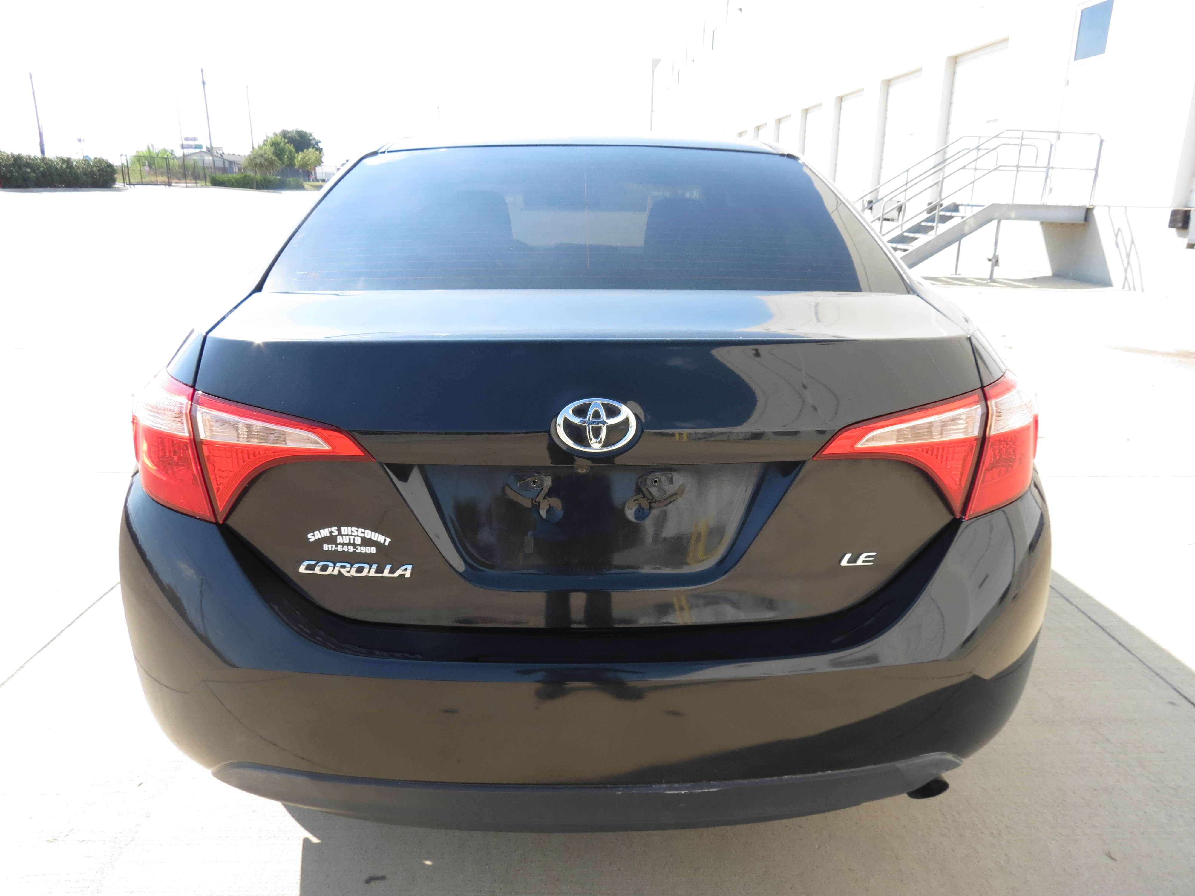 Used 2017 Toyota Corolla LE FWD image 8