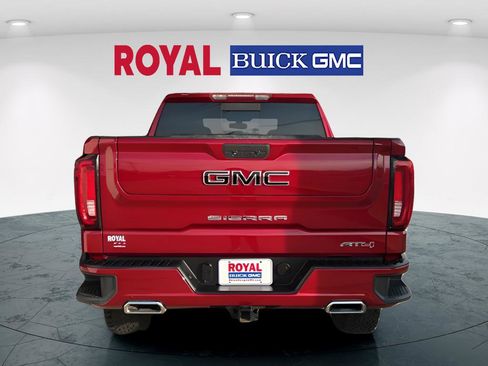 Used 2020 GMC Sierra 1500 AT4 w/ AT4 Preferred Package image 3