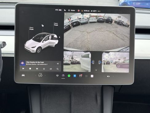 Used 2022 Tesla Model Y Long Range AWD/4WD image 27