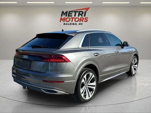 Used 2021 Audi Q8 Prestige image 10