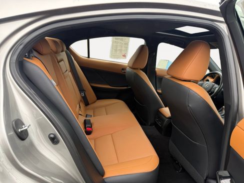 Used 2021 Lexus IS 300 w/ Comfort Package image 18