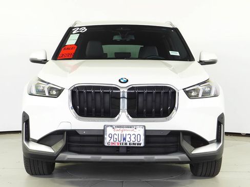 Used 2023 BMW X1 xDrive28i AWD/4WD image 3