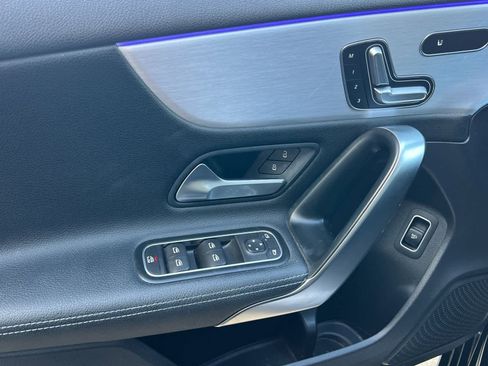 Used 2020 Mercedes-Benz A 220 image 12