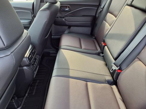 New 2026 Honda Ridgeline Black Edition image 15