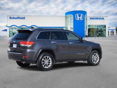 Used 2015 Jeep Grand Cherokee Limited w/ Luxury Group II image 3