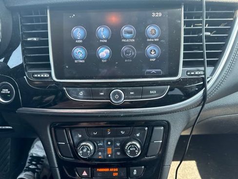 Used 2018 Buick Encore Essence AWD/4WD image 9